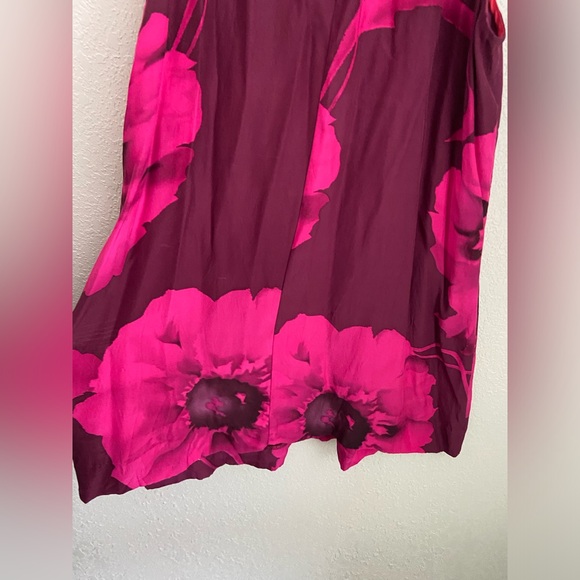 Common Thread Floral Silk Sleeveless Long Blouse Top Fuschia & Burgundy Size M - Picture 8 of 9